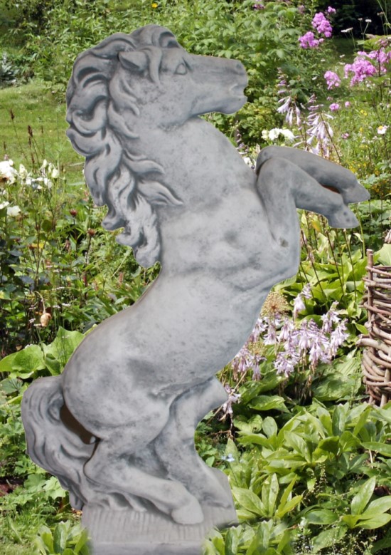 Massives Pferd 80cm handgefertigt Beton 44kg Pferde Steinfiguren Statue